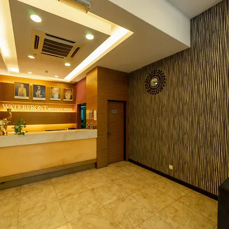 Waterfront Boutique Hotel-2