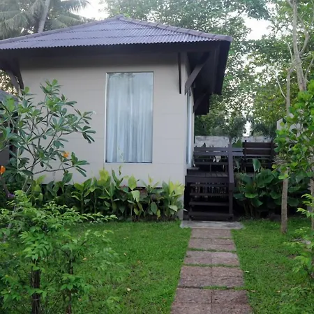 Clean Beach Resort-3