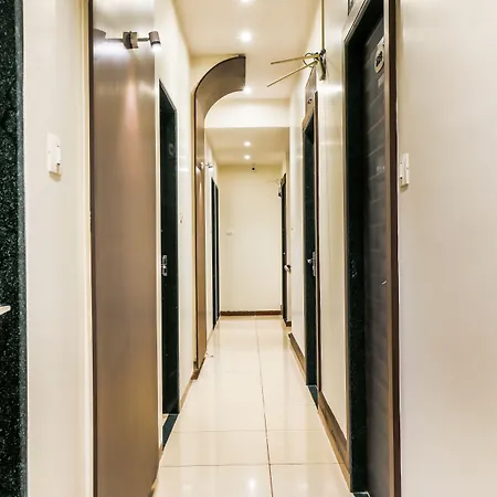 Fabhotel Adore Inn-3