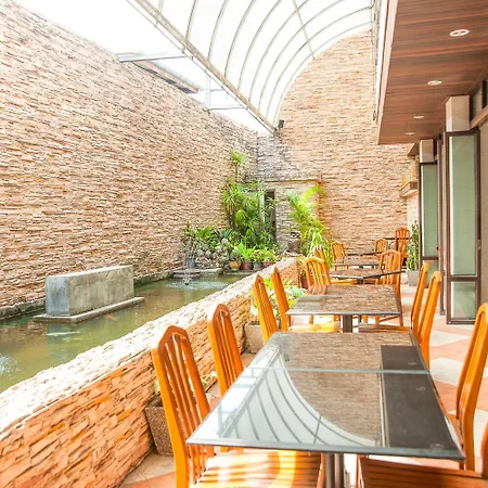 Crystal Inn-2