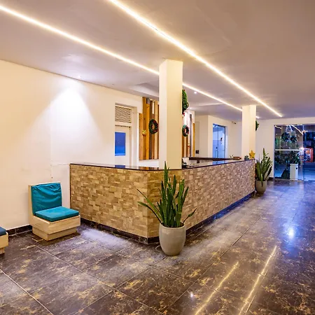 Hikkaduwa Beach Hotel - Special Summer Rates 1 May - 31 Oct 2026!-3