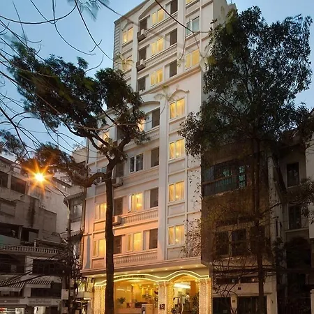 First Eden Hotel - Hang Bun-2
