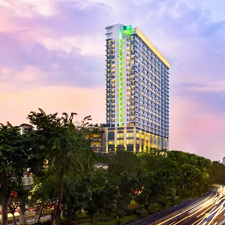 Holiday Inn & Suites Jakarta Gajah Mada By Ihg-3