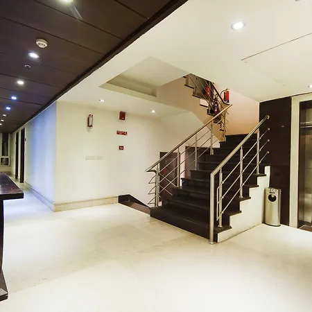 Oyo Townhouse 537 Regent Intercontinental-3