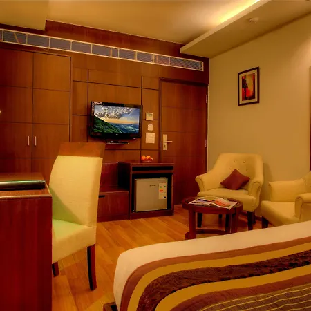 Oyo Townhouse 537 Regent Intercontinental-2