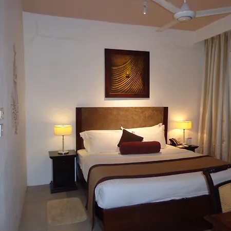 Earl'S Regent Hotel-2
