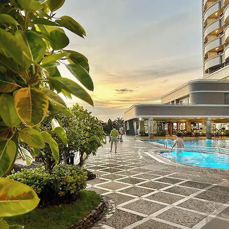 Planet Holiday Hotel & Residence-2