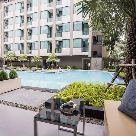 The Crystal Hotel Buriram - Formerly X2 Vibe Buriram-3