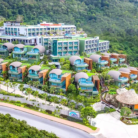 Crest Resort & Pool Villas-2