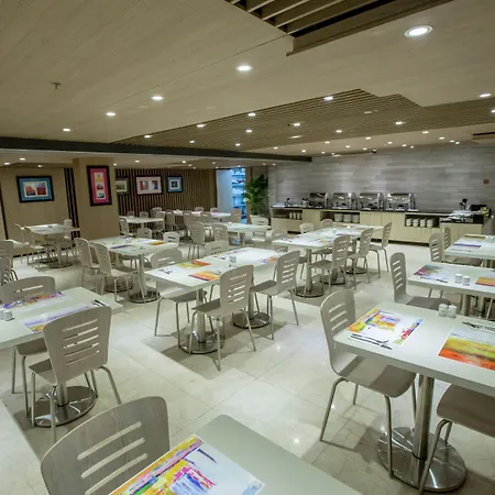 Avanti Hotel-2