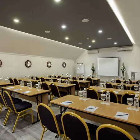 Hotel Daun Bali Seminyak-3