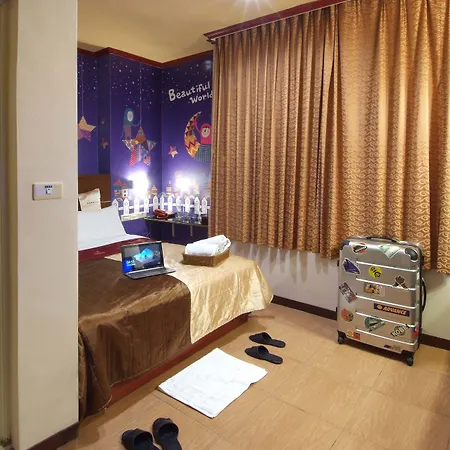 Golden Swallow Hotel-2