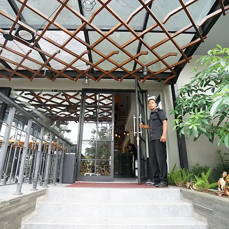 Cleo Hotel Jemursari Surabaya-2
