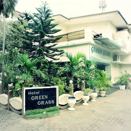 Green Grass Hotel & Restaurant-3