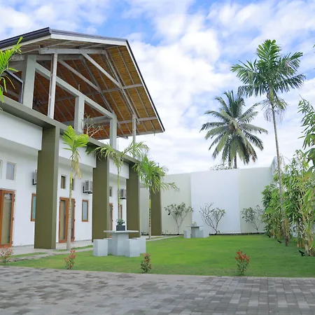 Hotel Cloud 9 Negombo-2