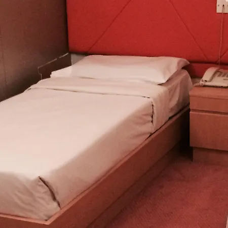 J Hotel-2