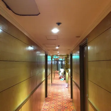 J Hotel-3