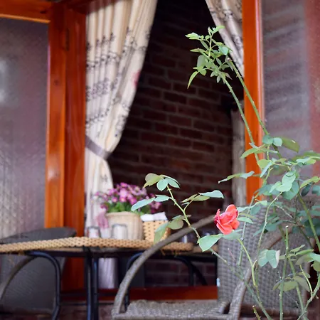 Van Long Family Homestay-2