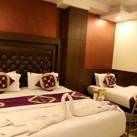 Hotel Shivam International-3