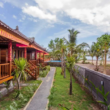 Sea Bridge Villa Ceningan-3