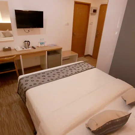 Botahtaung Hotel-2