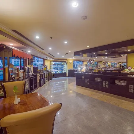 Surabaya Suites Hotel Powered By Archipelago-3