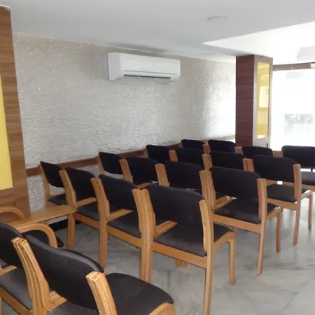 Hotel Naveen-3