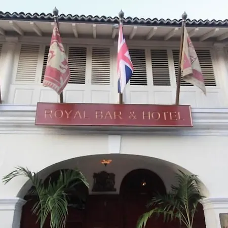Royal Bar & Hotel-2