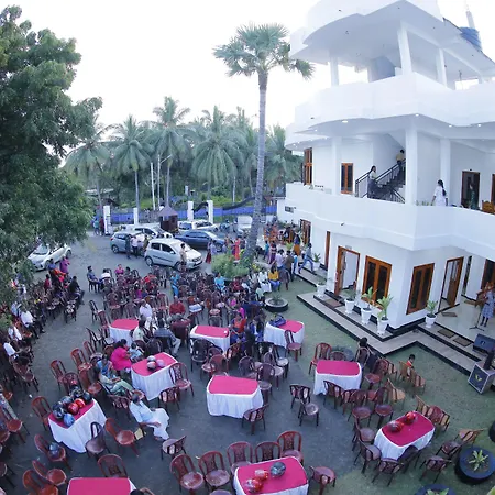 Amis Hotel & Restaurant-2