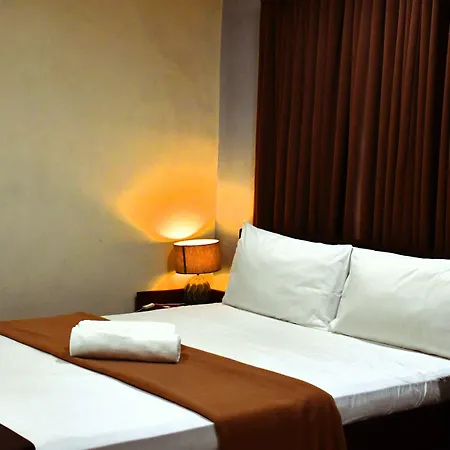 Arzo Hotel Makati-2