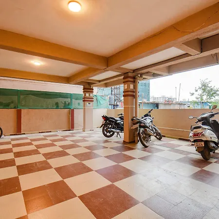 Fabhotel 4 Star Executive-2