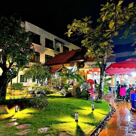 Golden Star Villa Hue-2