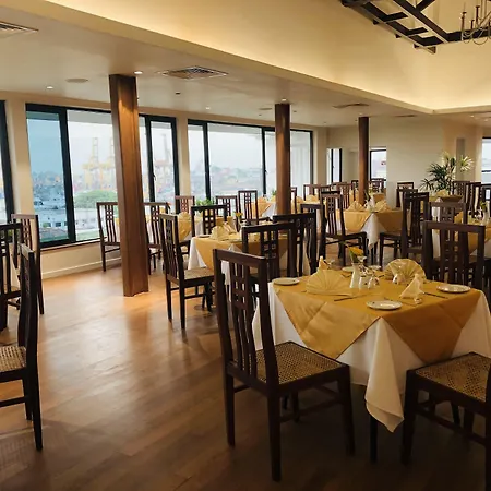 Grand Oriental Hotel-3