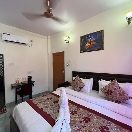Hotel Shannti Inn-2