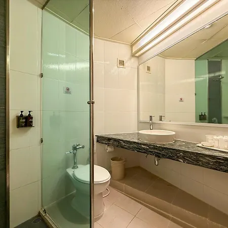 Golden Beach Hotel Pattaya-2