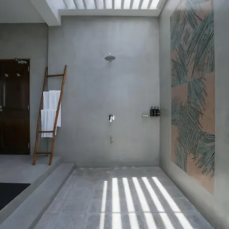 Hibiscus Beach Hotel & Villas-3