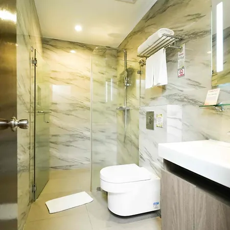 Court Meridian Hotel & Suites-2