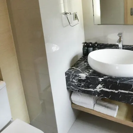 Eco Tree Hotel Sheung Wan-3