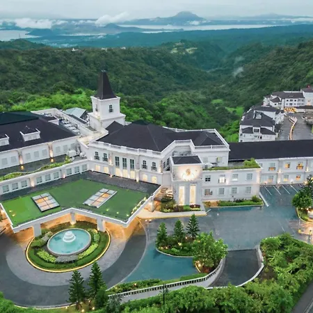 Twin Lakes Hotel Near Tagaytay-3
