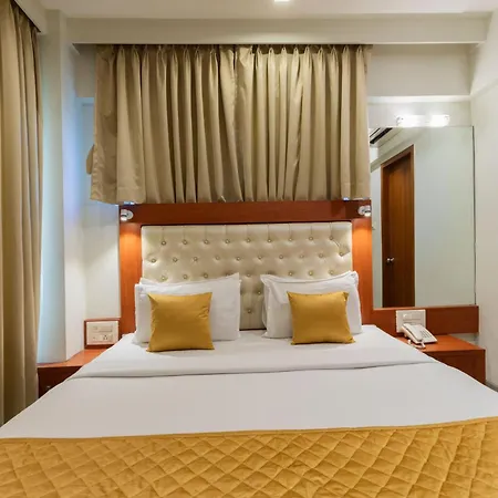Hotel Lords, Fort-2