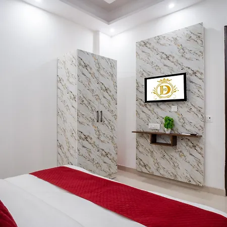 Hotel Delhi 53 Near Isbt Kashmiri Gate-3