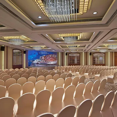 New World Millennium Hong Kong Hotel-3