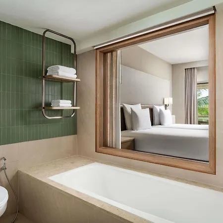 Pullman Phuket Karon Beach Resort-2