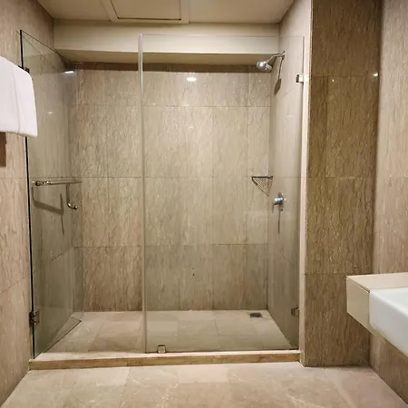 Grand Paragon Hotel-3