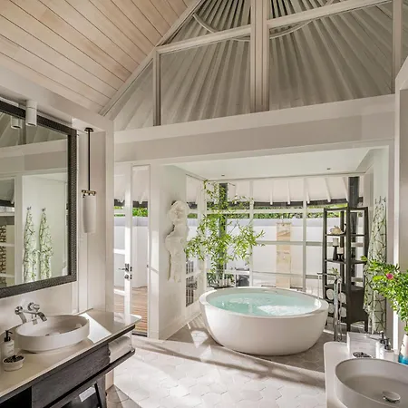 Four Seasons Resort Maldives At Kuda Huraa-3