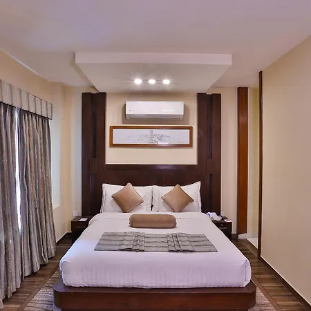 Avari Xpress Faisalabad-2