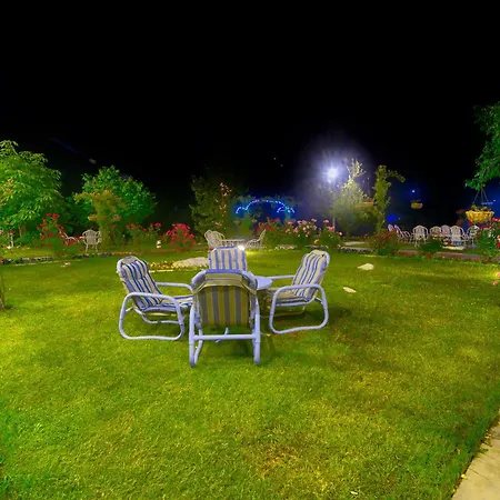 Parhena Cottages Bella Naran-2