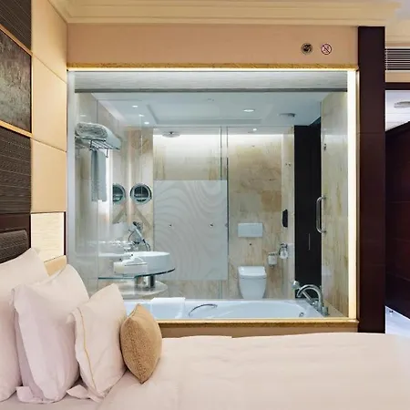 Starworld Hotel-2