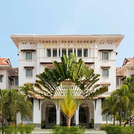 Raffles Hotel Le Royal-3