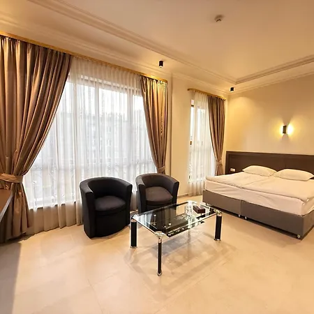 Yerevan Deluxe Hotel-2